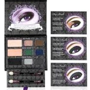 Too Faced Smokey Eye Shadow Collection